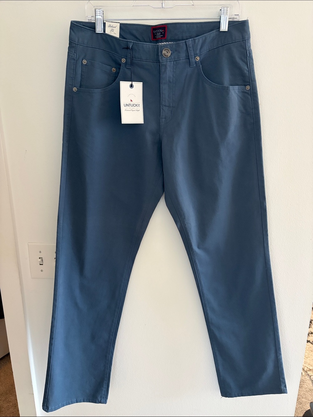 UNTUCKit Men’s Slim Straight Jeans in Slate Blue, 32x32